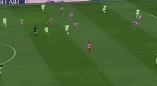 B体育官方首页-【国王杯】费兰·托雷斯制胜，巴萨1-0马竞决赛战皇马