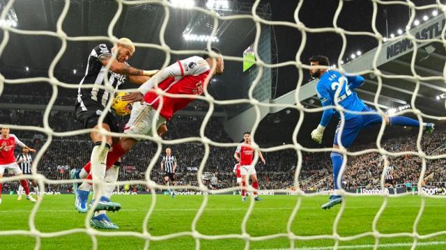 B体育首页-裁判公司复盘阿森纳“冤案” 录音证明VAR程序正确？