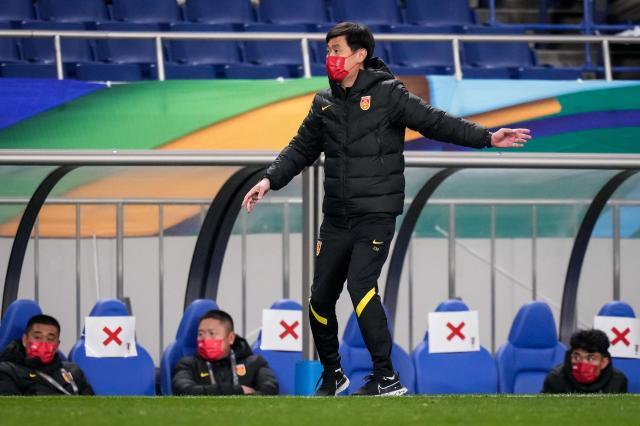 1643289008389081972.jpg B体育赛事资讯-李霄鹏国足首秀开门黑 初一战越南才是真正大考