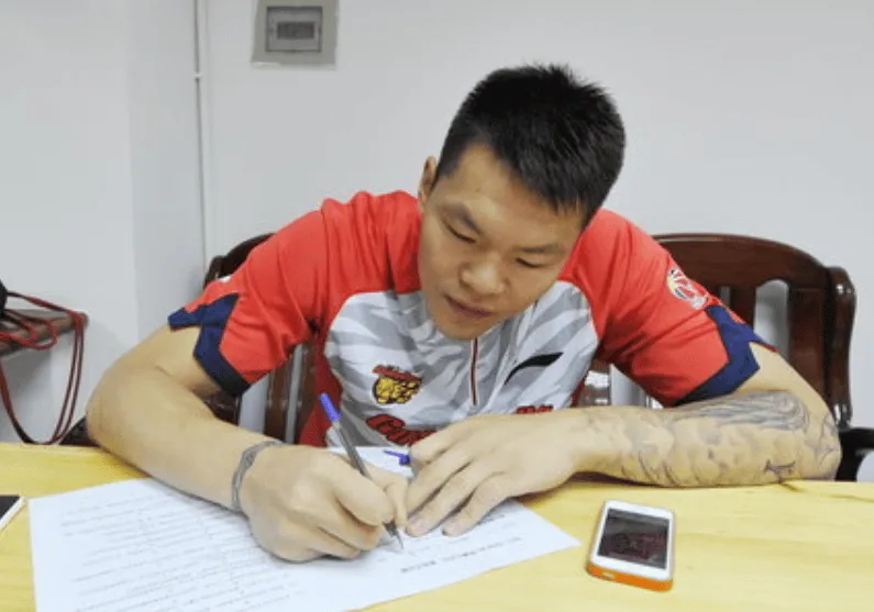 朱芳雨:职业生涯获得两次全运会金牌对我来说非常幸运