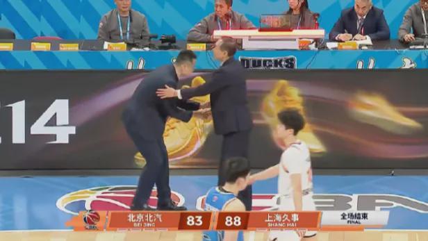 B体育首页-24+17！王哲林打爆NBA双塔！上海队锁定常规赛冠军