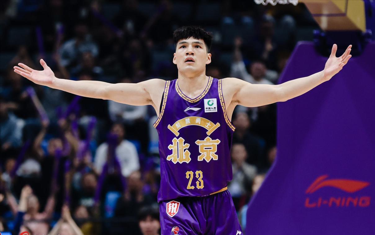 B体育首页-CBA六笔失败交易!赵睿坑了北京,杜锋选错核心,辽篮找错接班人
